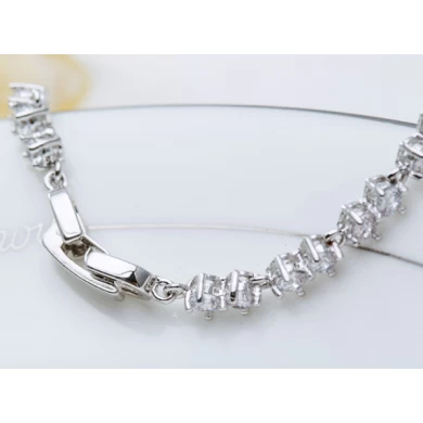 Wholesale Hot Fashion Korean Exquisite Elegant Women Bridal White Pearl Wedding Bracelet