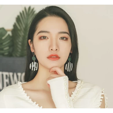 Zinc Alloy PMMA Sandalwood Earring Manufacturer from China