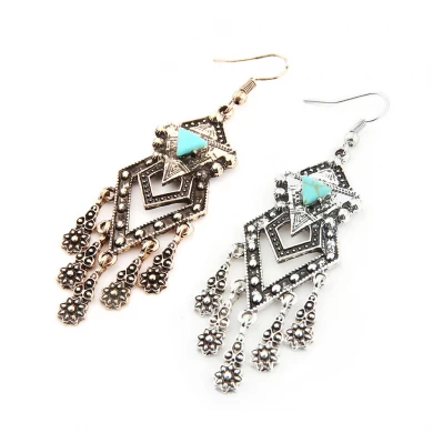Großhandel Top-Design-Ohrring, Alloy Fancy Hooked Ohrringe für Girls Fashion Jewelry Design Antique Ohrringe für Frauen