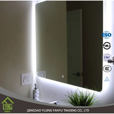 중국 미러 공장 사용자 정의 크기 led 조명이 잘 고정 된 욕실 거울