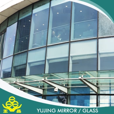 Venta al por mayor de fábrica de vidrio templado claro laminado para edificios comerciales