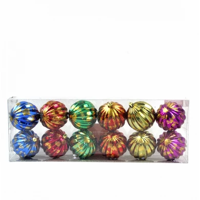 Attractive plastic painted christmas hanging ball