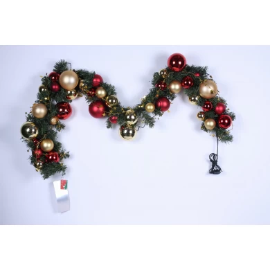 Decorated Christmas Garland With Lights 