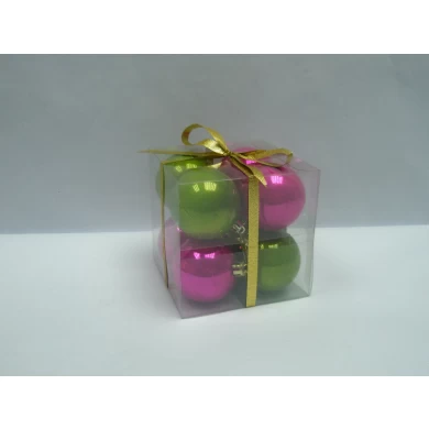 Boule de Noël multicolore en plastique clair