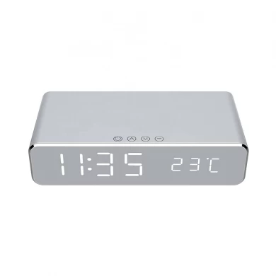 El más nuevo diseño moderno de carga inalámbrica reloj despertador y termómetro de escritorio portátil LED pantalla digital reloj espejo para uso en dormitorio (MH-D65)