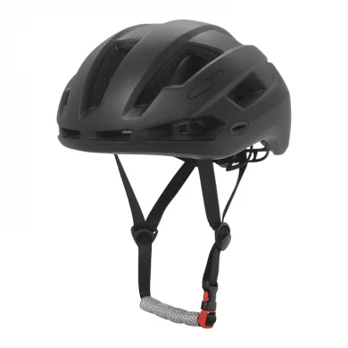 2019 nová příchytná helma MTB pro dospělou in-style cyklistickou přilbu z čínské přední výroby