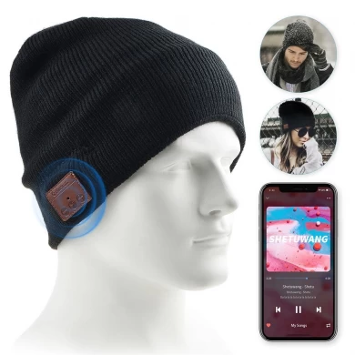 Bluetooth 5.0の暖かいビーニー帽子とハンドフリーの通話とハイファイサウンドを楽しむ