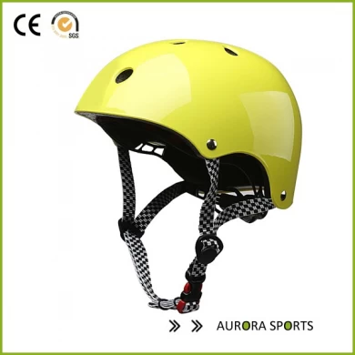 AU-K003デザイナー中国でスケートボードヘルメットフルフェイススケートボードヘルメットSuppiler。