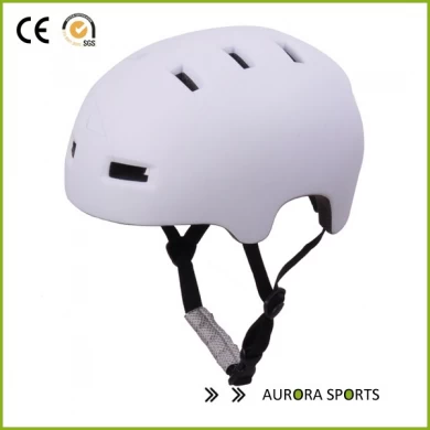 CE patin multifonctionnel approuvé une bonne ventilation de planche à roulettes personnalisée casque