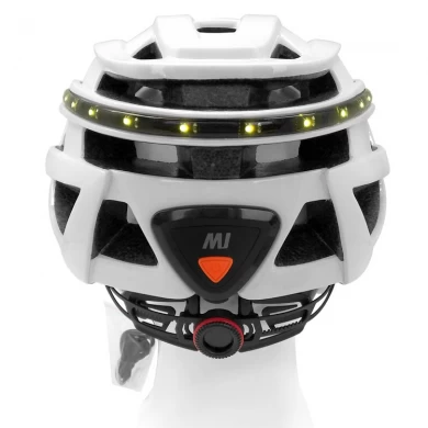 Ultra ligero micro USB recargable inteligente casco LED, casco de bicicleta LED