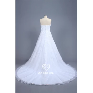 Rzeczywiste obrazy kochanie dekolt z perłami koronki appliqued-line suknia ślubna