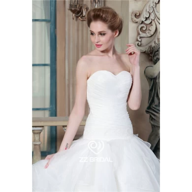 Chine chérie qualité supérieure décolleté ébouriffé balle robe en organza robe de mariée