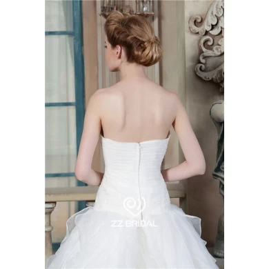 Chine chérie qualité supérieure décolleté ébouriffé balle robe en organza robe de mariée