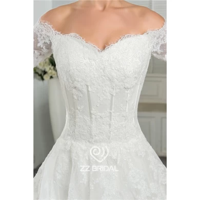Excellent long sleeve off shoulder sweetheart neckline lace appliqued wedding gown factory