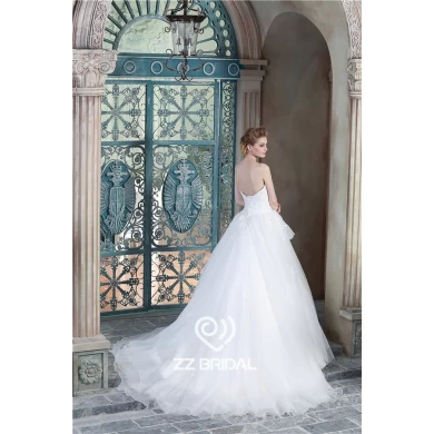 Необычные бисером возлюбленной декольте кружево аппликация часовни поезд свадебное платье завод