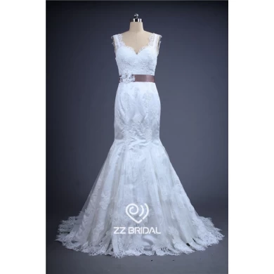 Hohe Maß Isolationsschlauchbügels mit Spitzen rückenfrei Gürtel handgemachte Blume Meerjungfrau Hochzeitskleid