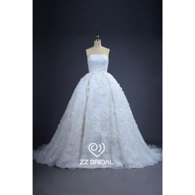 Hot Verkauf online gebördelte trägerlose Organza Prinzessin Hochzeitskleid mit handgemachten Blumen China