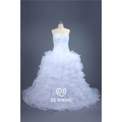 Últimas vestido de diseño con cuentas sin tirantes con volantes de organza pelota capas de boda del vestido de China