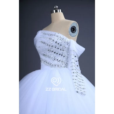 Luxuriöse gekräuselten Perlen und Diamanten ein Langarm Prinzessin Hochzeitskleid Hersteller