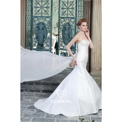 Perles paillettes Sexy style sirène backless robe de mariée avec l'usine mousseline châle