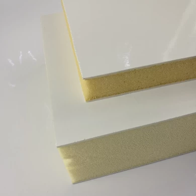 Panel compuesto reforzado con fibra de vidrio FRP PU de espuma de plástico para remolques