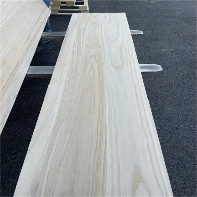 Venta caliente Paulownia Timber y Paulownia Precio de madera para proveedor de ataúdes de madera