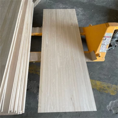 lightweight low density paulownia wood with 260kgs per cubic meter