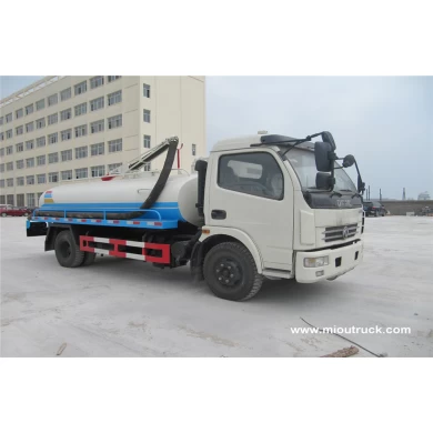 Chine célèbre marque Dongfeng 4x2 eaux usées aspiration camion camion d'aspiration fécale