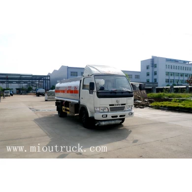 Dongfeng 120hp 4X2 tipo de conducción de vehículos de transporte de gasolina (EQ5070GYY51DAC)