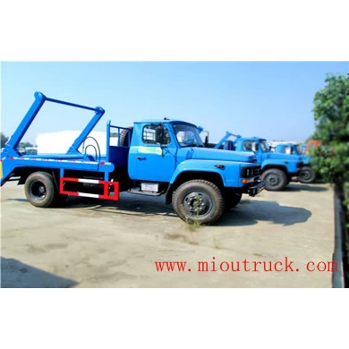 Dongfeng 4 * 2 4.5t Swing Arm Garbage Truck