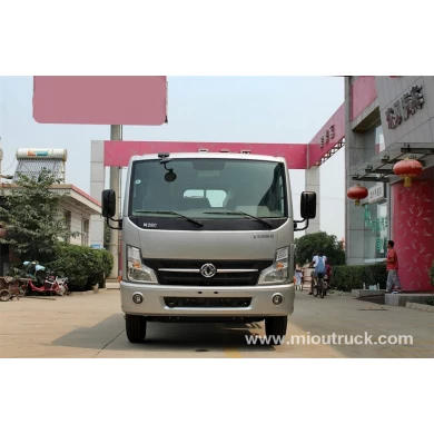 Dongfeng 4x2 rígido roda EURO 4 130hp 96KW diesel motor caminhão leve de Max cab dupla
