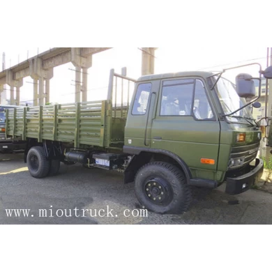Dongfeng EQ1118GA 4 * 2 Tipo de condução de veículos 6T desiel transporte de tropas