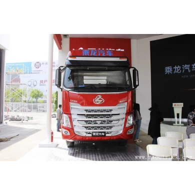 Dongfeng Chenglong H7 6 * 4 500HP Tractor Truck