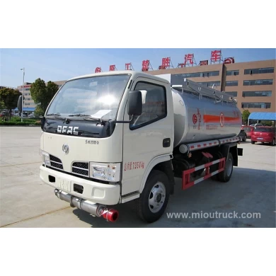 Dongfeng pétrolier camion, citerne 4x2 Oil Truck, 8CBM carburant camion citerne fabricants Chine
