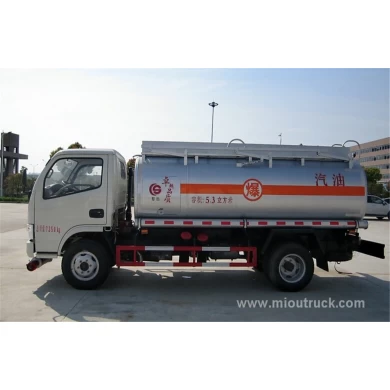 Dongfeng รถบรรทุกน้ำมัน 4x2 บรรทุก, 8CBM น้ำมันเชื้อเพลิงรถบรรทุกถังผู้ผลิตจีน