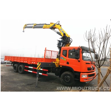 The new Dongfeng 12 tons Crane  6*4