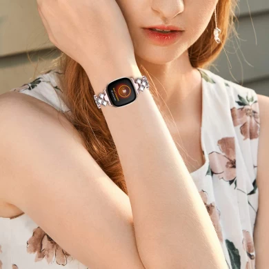 CBFV02 Luksusowa bransoletka diamentowa Pasek ze zegarkiem ze stali nierdzewnej dla Fitbit Versa 3 Sense