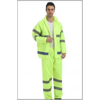 Mode-Design Wasserdichte Jacke mit Kapuze PVC-Polyester-Regenmantelanzug
