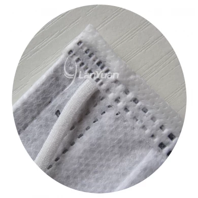 Single-Piece Package Black and White Small Checked Pattern Face Mask