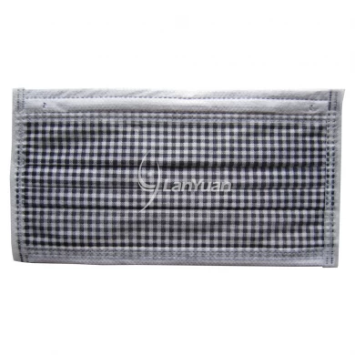 Single-Piece Package Black and White Small Checked Pattern Face Mask