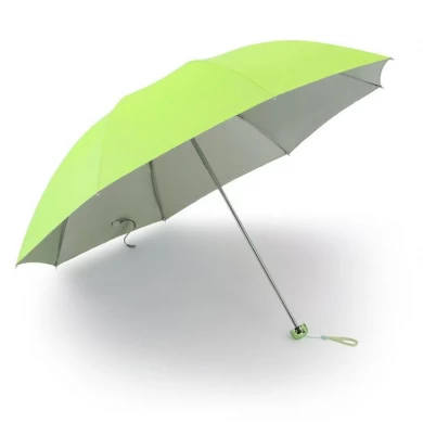 Parapluie promotionnel imperméable à l'eau de doublure manuelle d'ouverture d'argent de 21 pouces * 8k