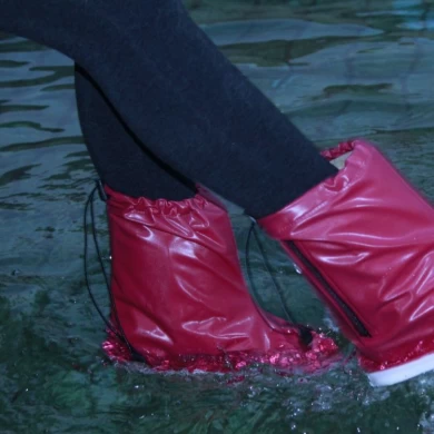 Wholesale high quality waterproof lady's new fashion design   rainbow plastic rain shoes cover