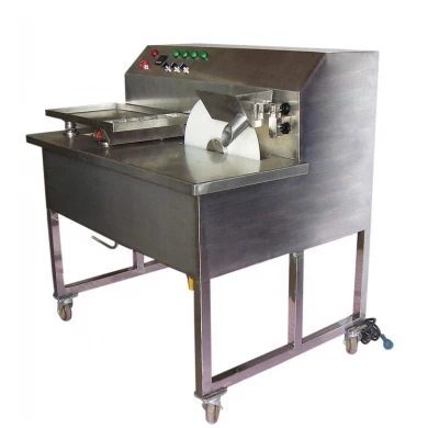 Semi-automatic chocolate forming machine