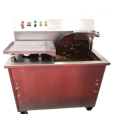 Small Chocolate Tempering And Moulding Chocolate Forming Machine