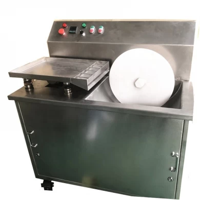 automatic machine to making chocolate /small chocolate moulding machine