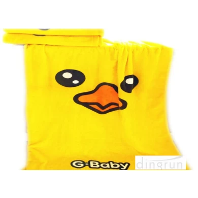 Thickened , Soft Duck Cartoon Yellow Custom Printed Beach Towel 70*140cm