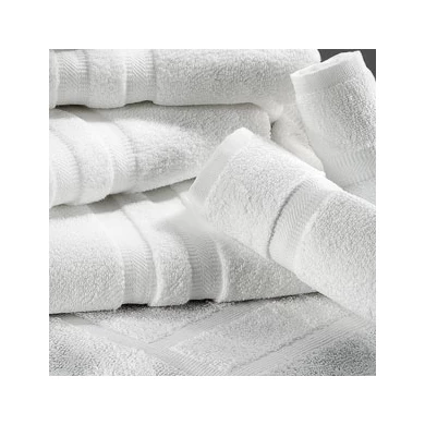 various of soft and durable hotel towels