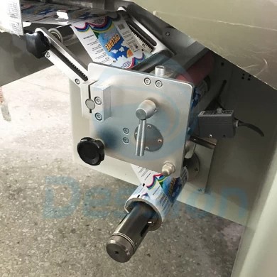 Automatic bearing tool plastic packing machine