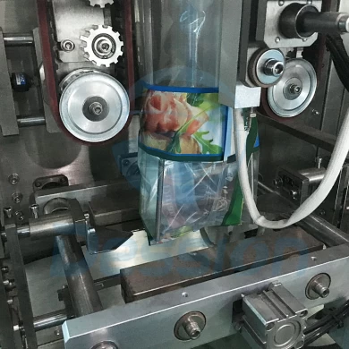 Automatic puffed potato chips snacks packing machine