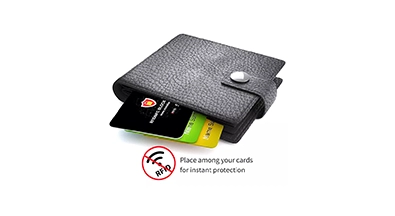 So schützen Sie Kreditkarten in der Geldbörse mit einer RFID-Sperrkarte